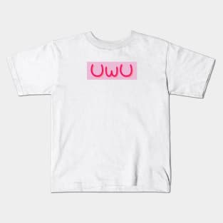 UwU on pink Kids T-Shirt